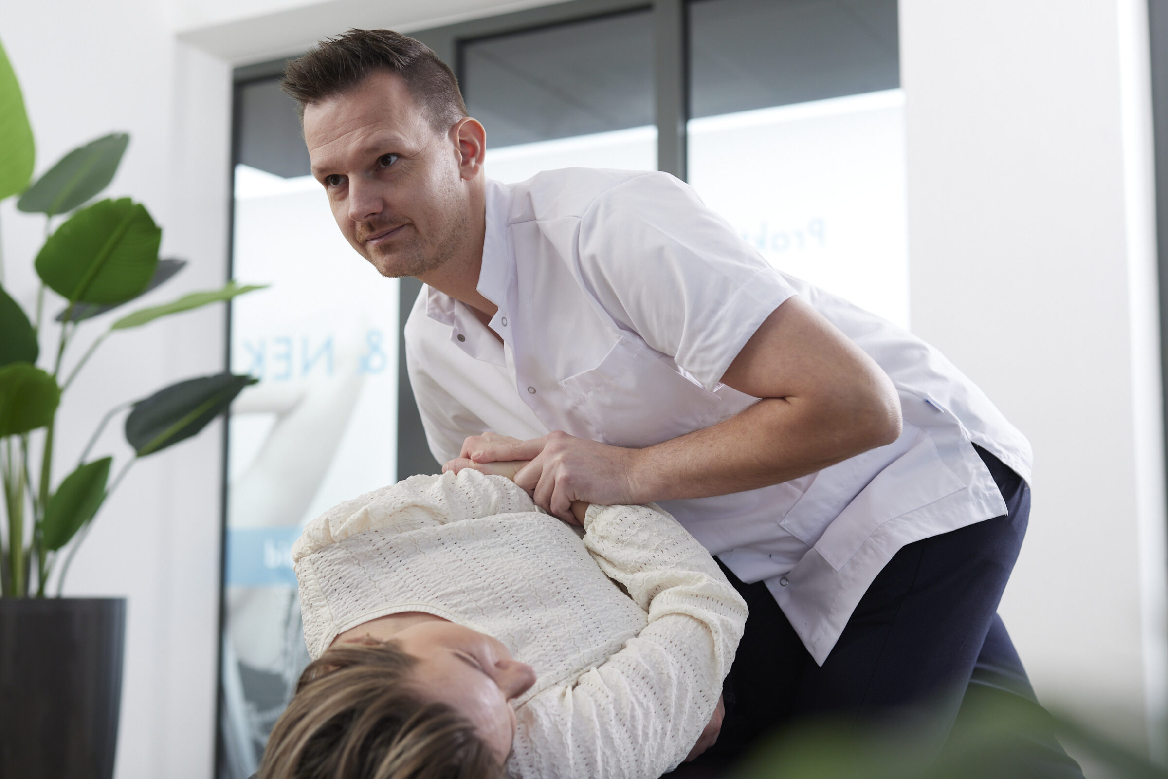 behandeling chiropractie kraken manipulatie spine clinics