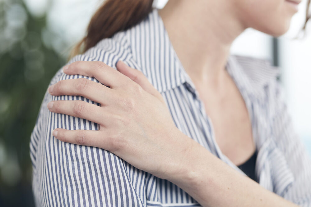 Behandeling van de schouder bij een frozen shoulder – Spine Clinics
